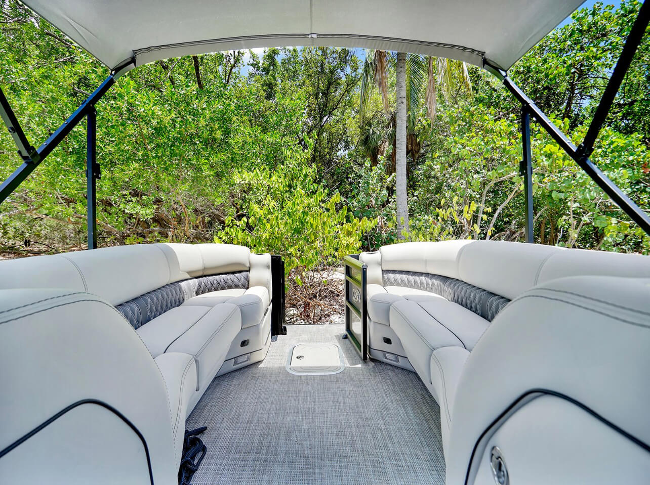 Front chaise lounges