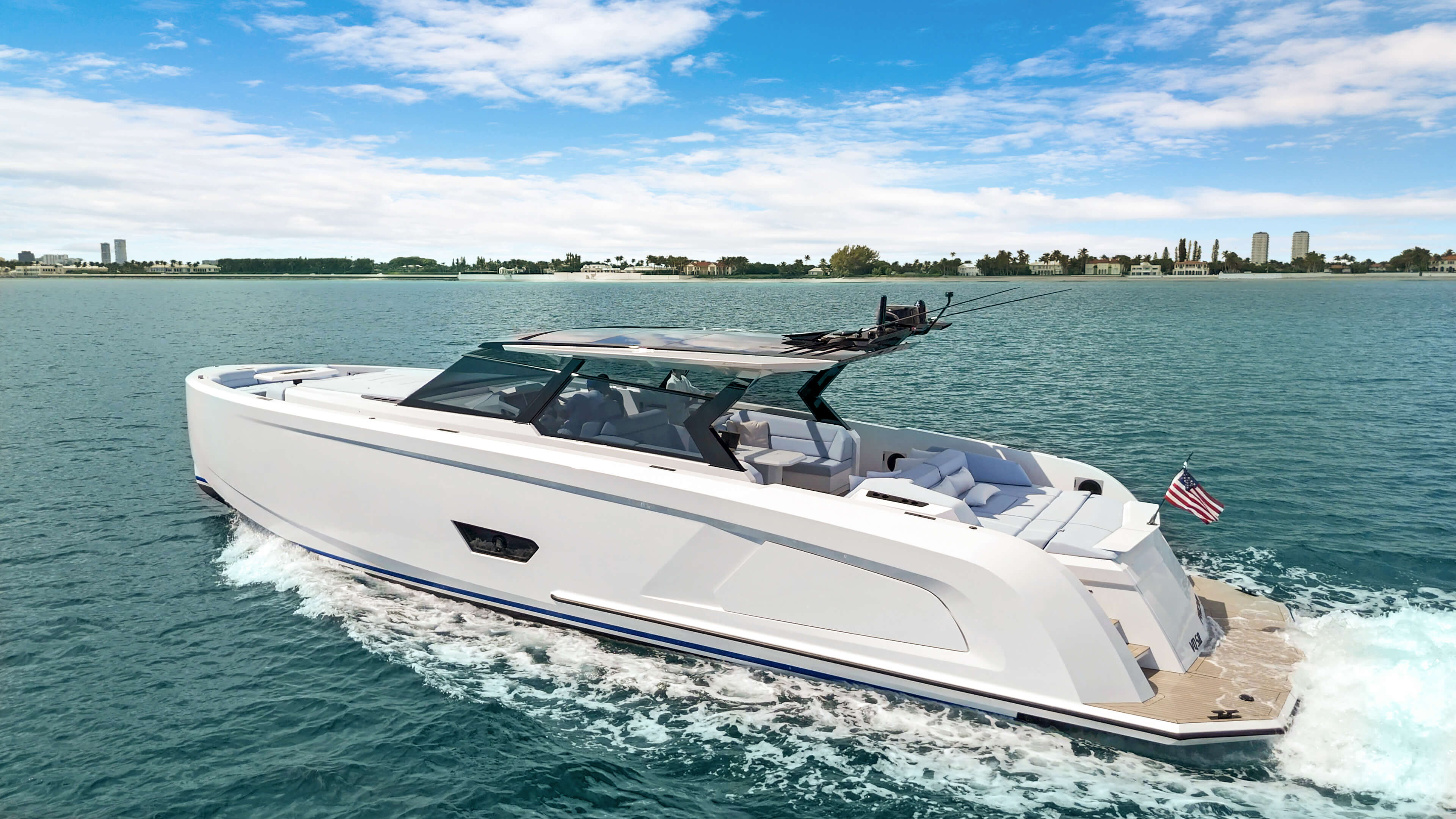 Day Charter Image