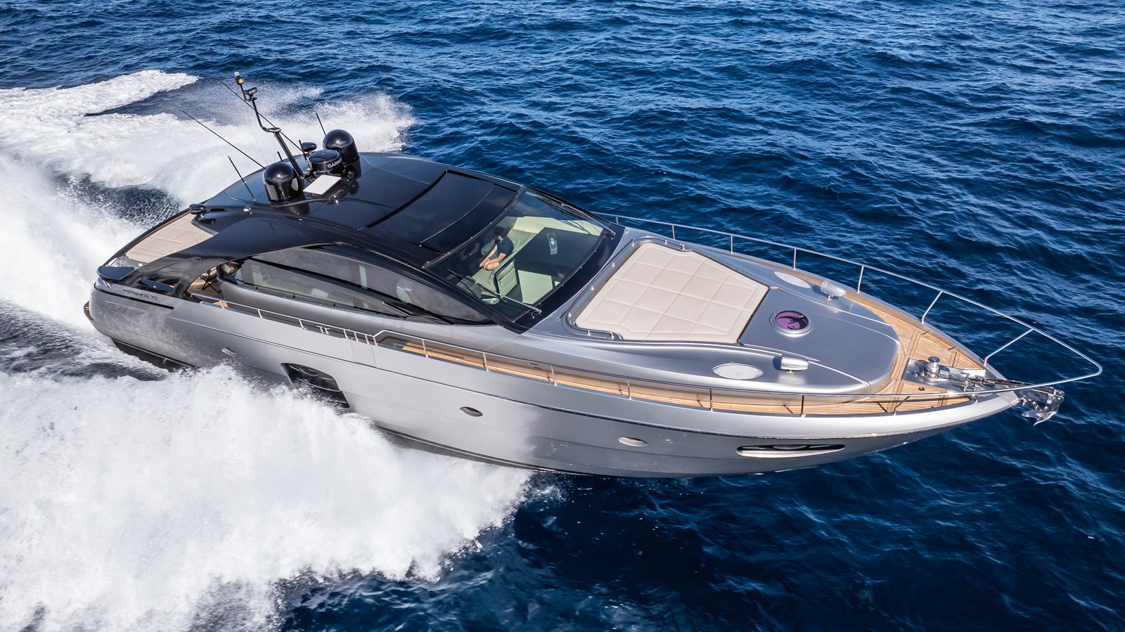 Yacht Photo 2