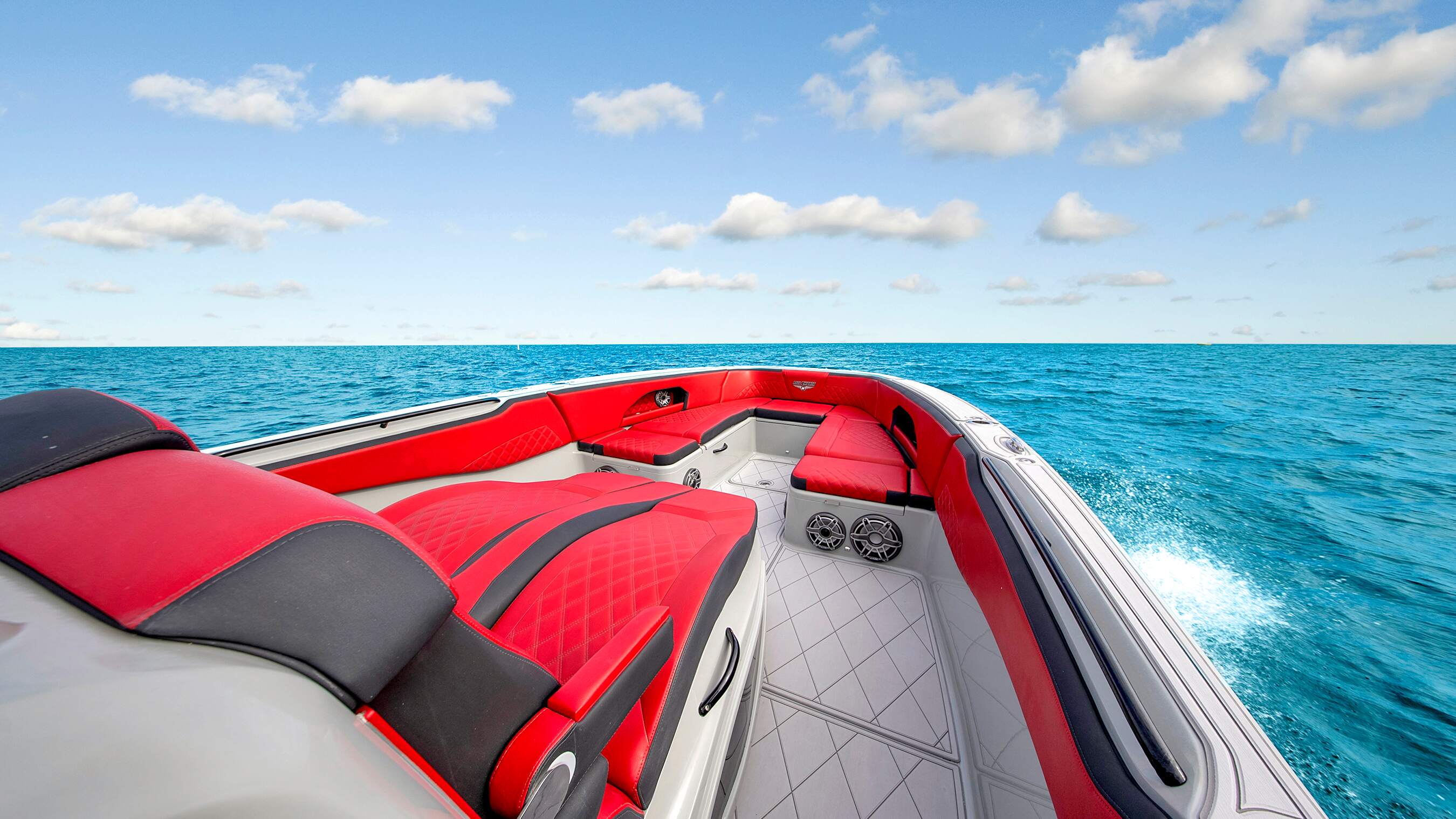 Yacht Photo 11