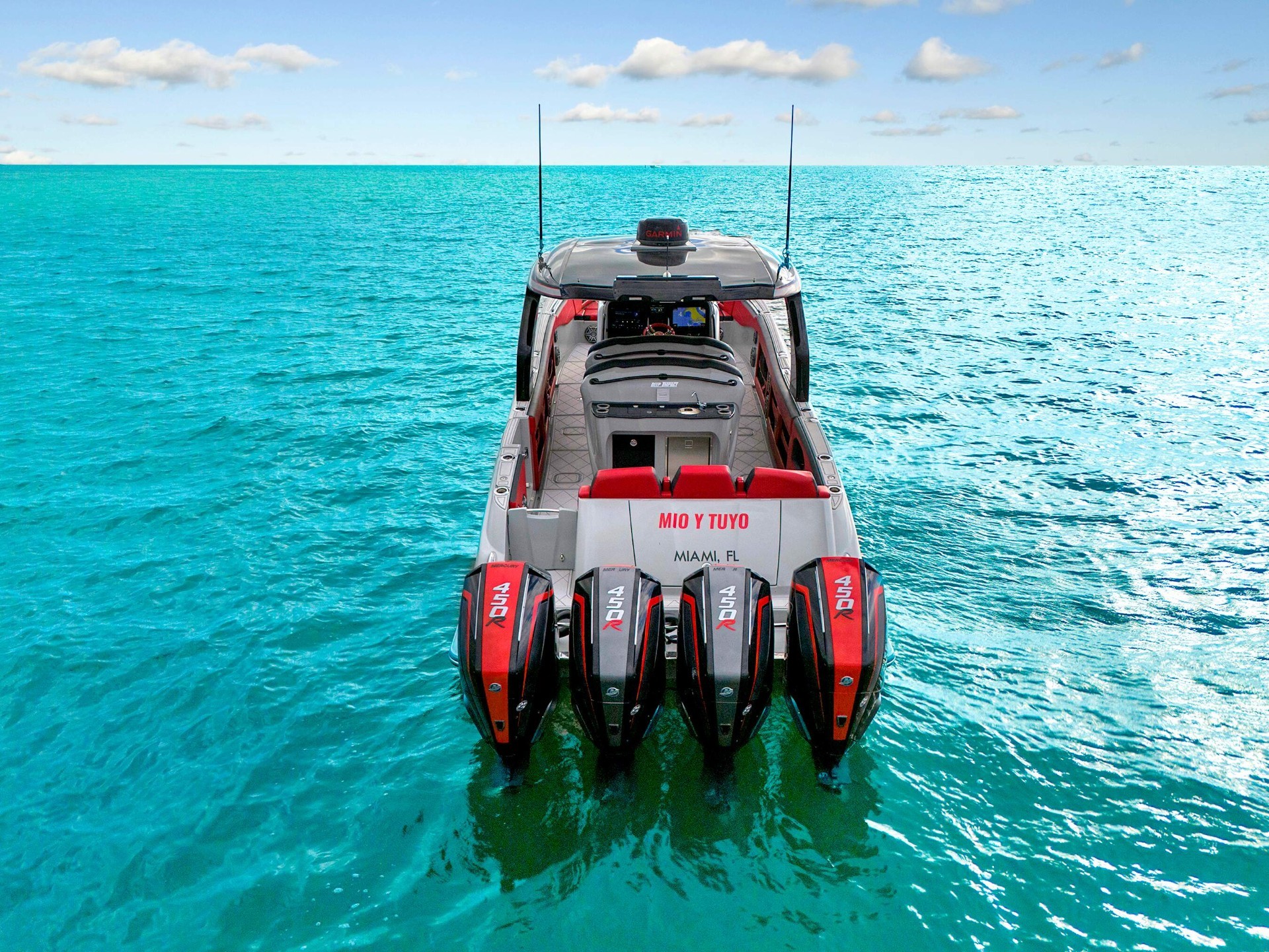Yacht Photo 24