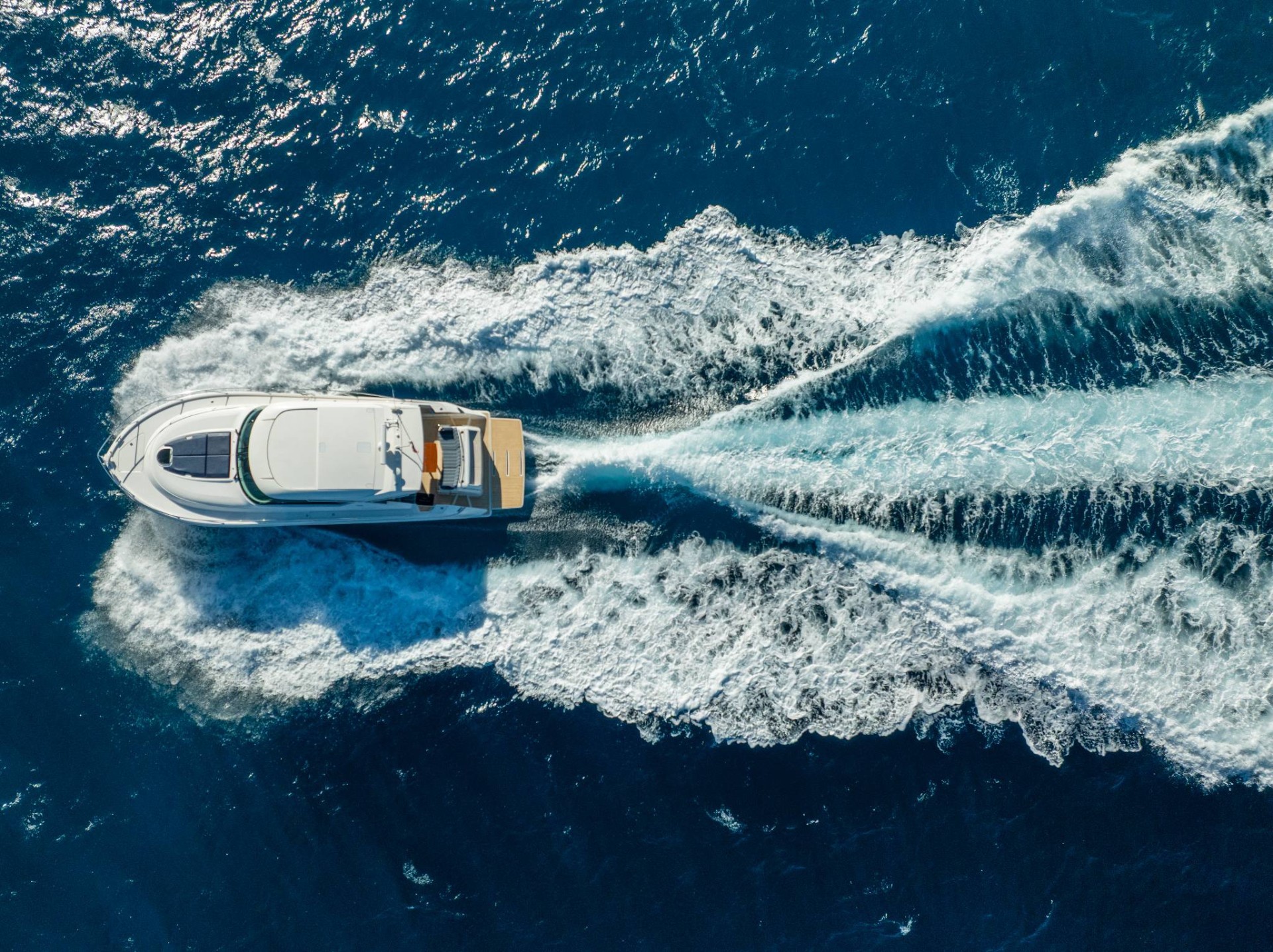 Yacht Photo 2