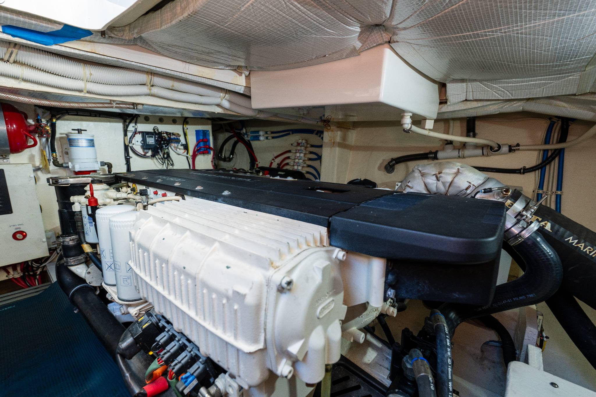 Yacht Photo 5
