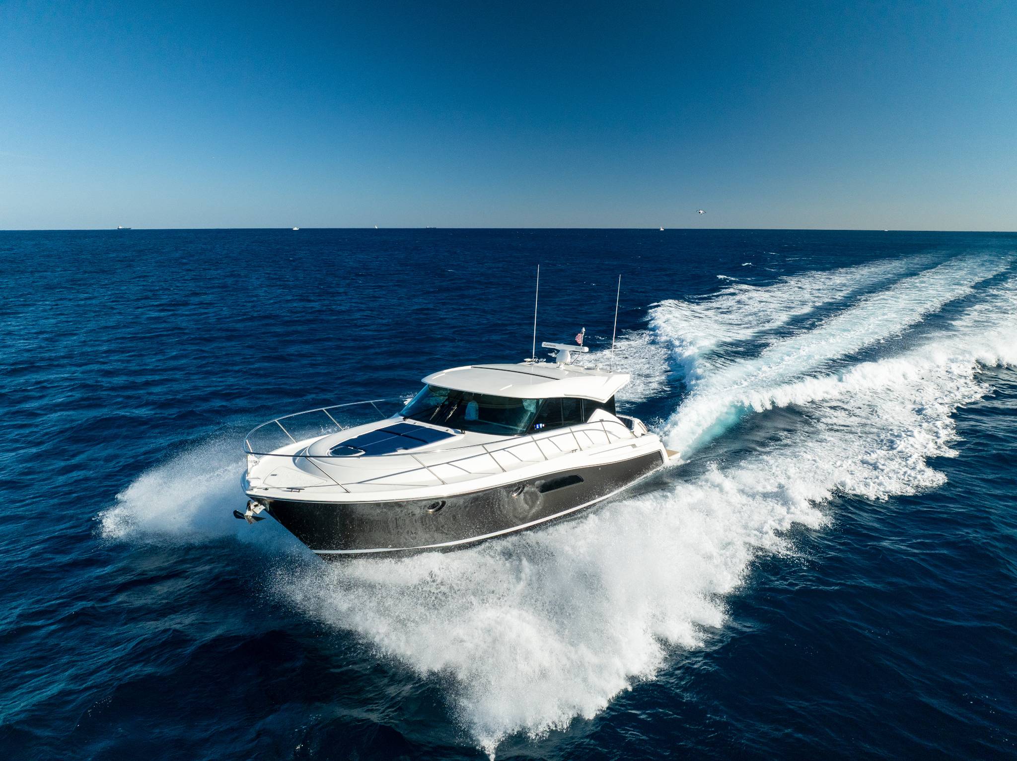 Yacht Photo 26
