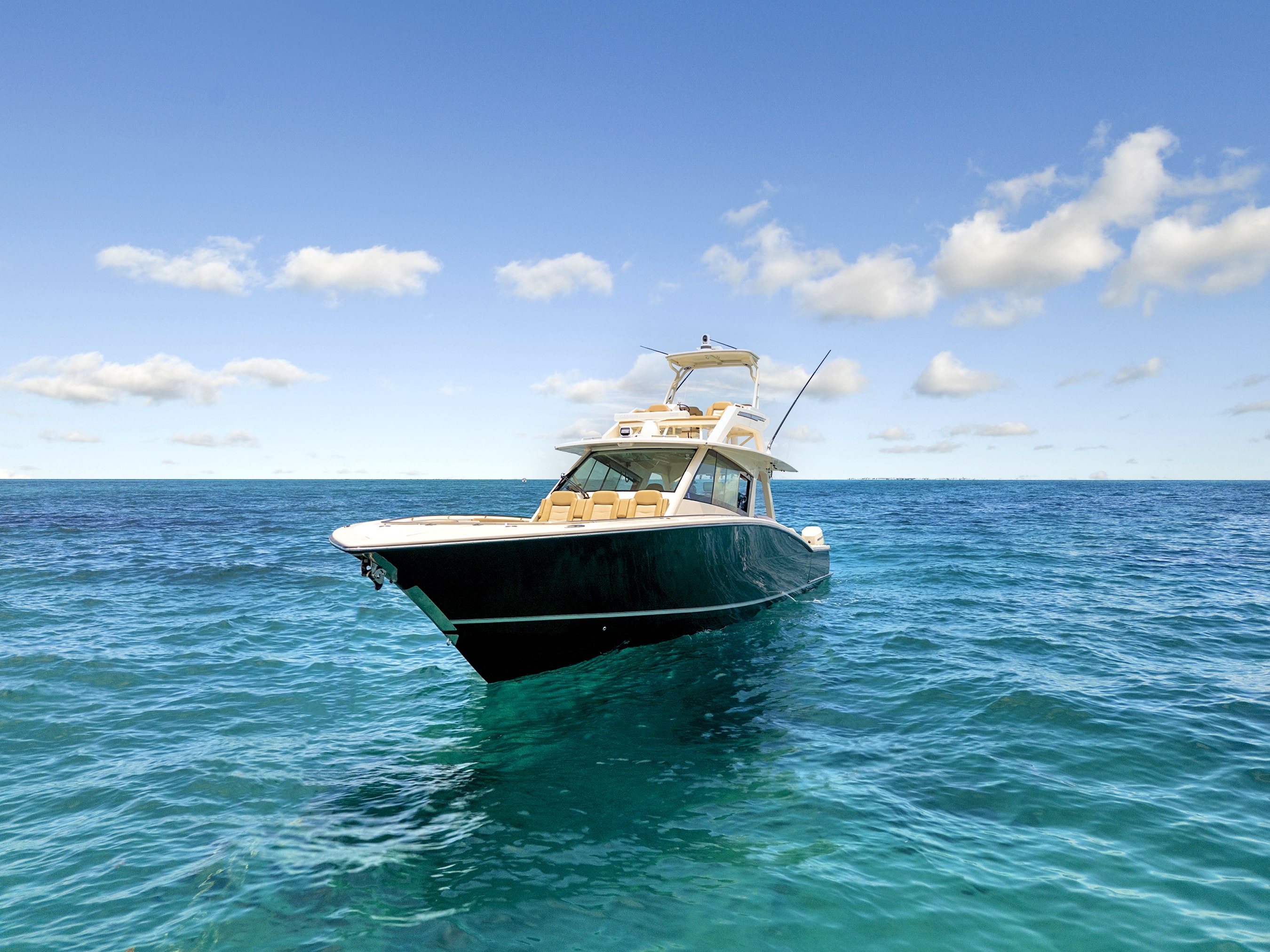 Yacht Photo 12
