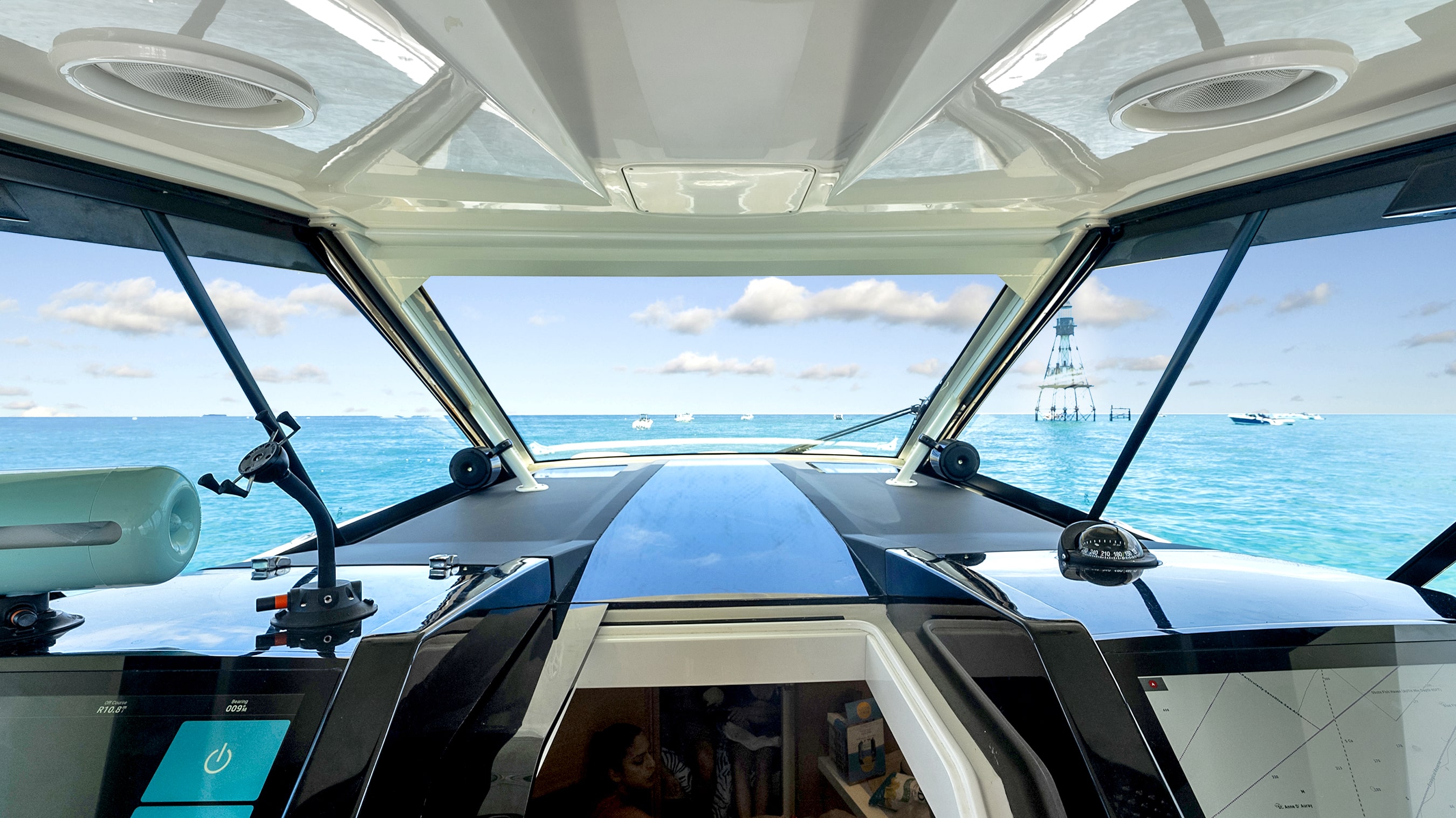 Yacht Photo 36