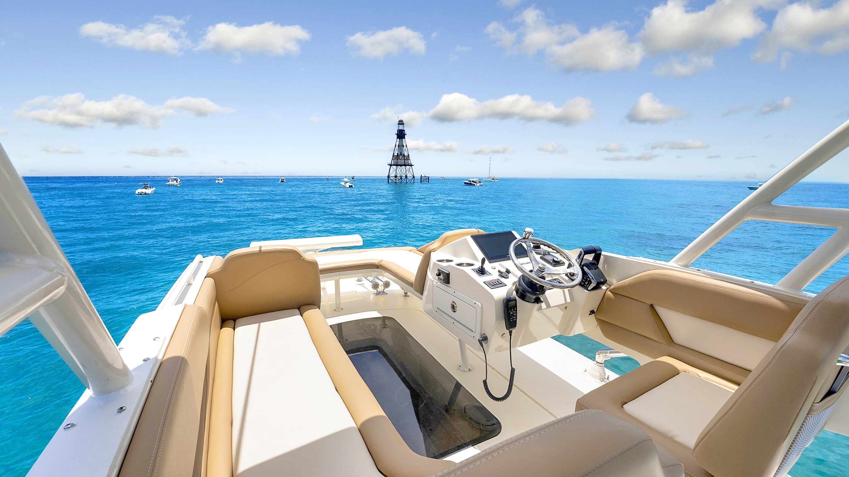 Yacht Photo 39