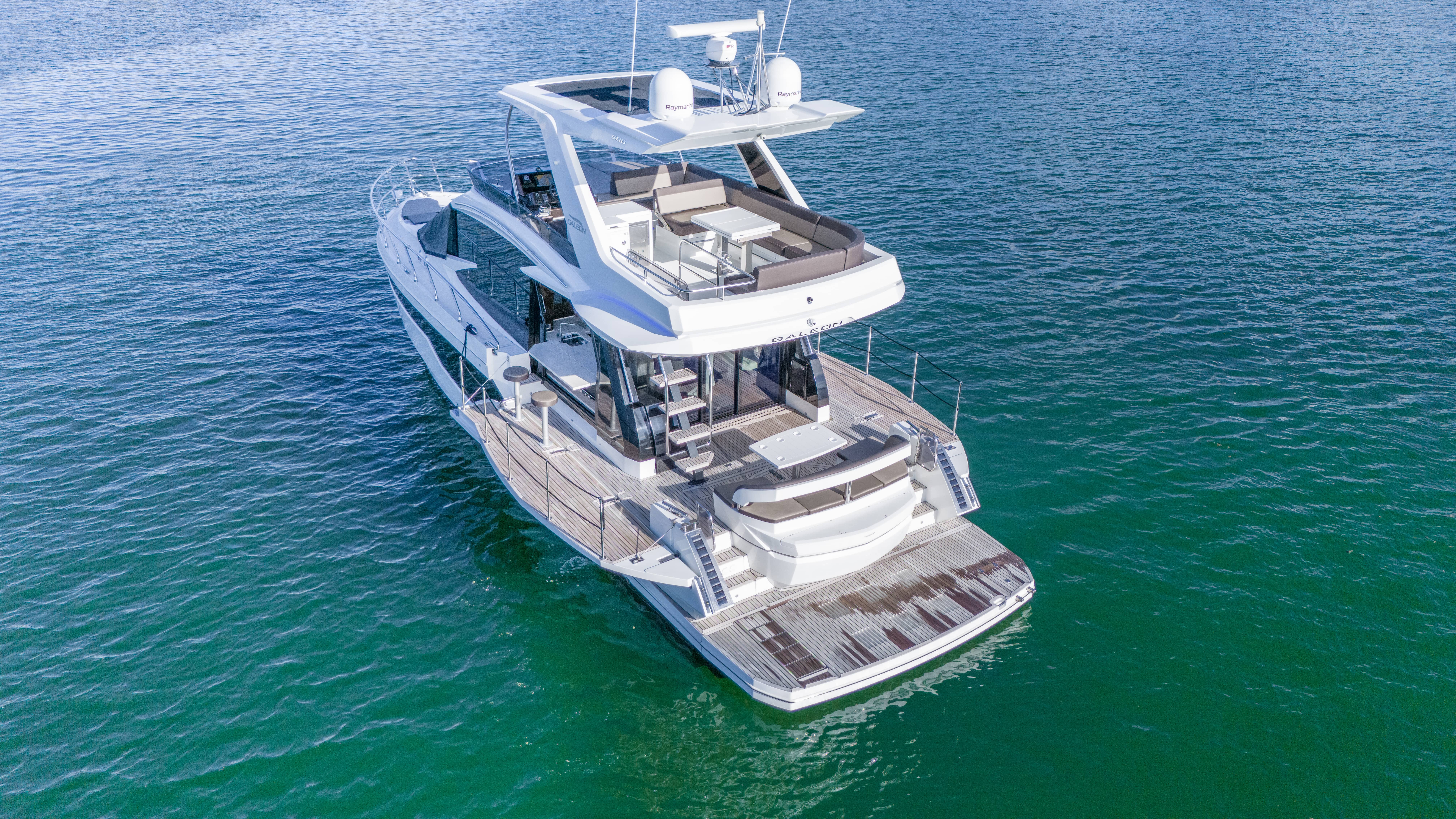 Yacht Photo 2