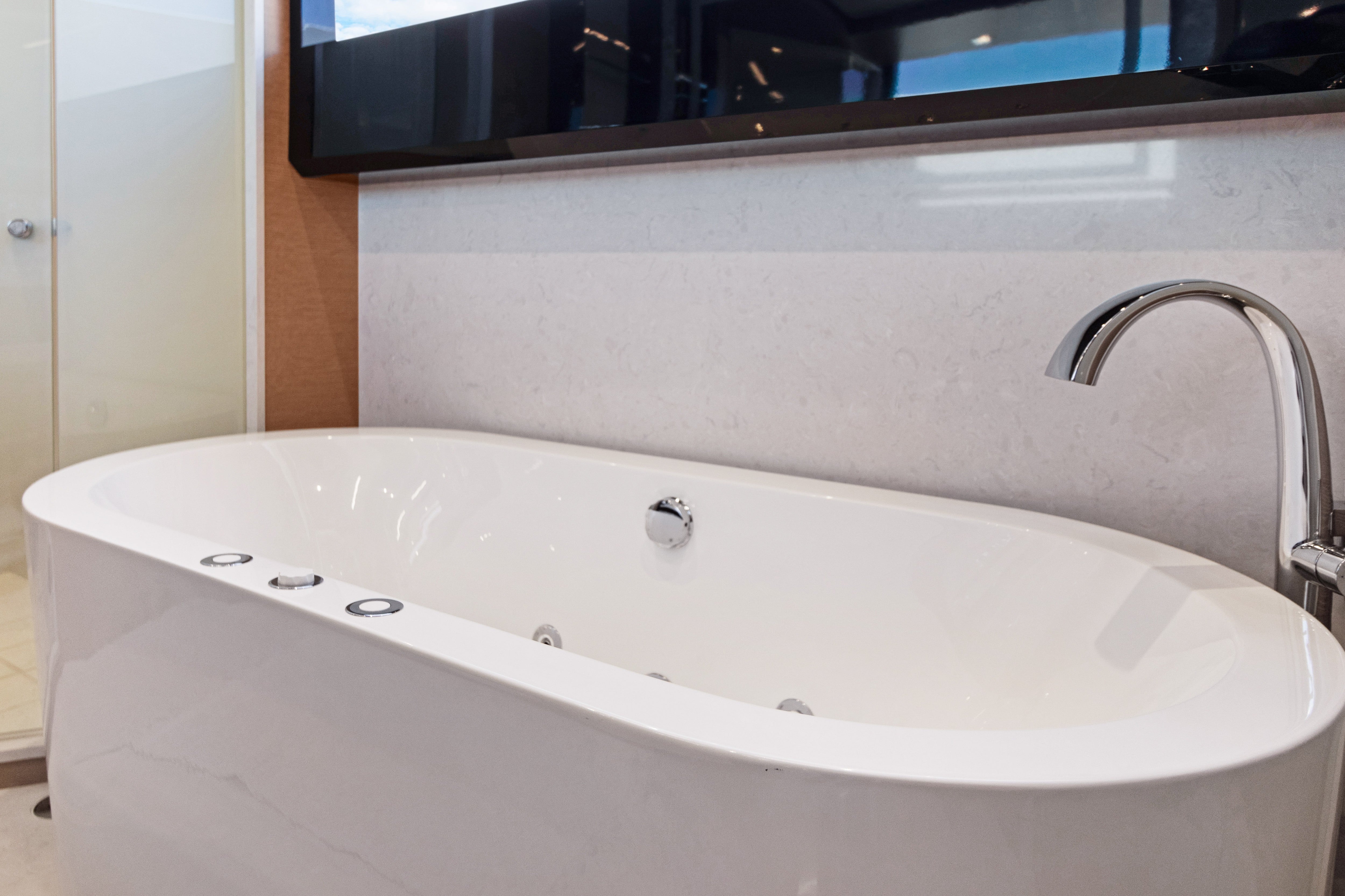 Yacht Photo 34
