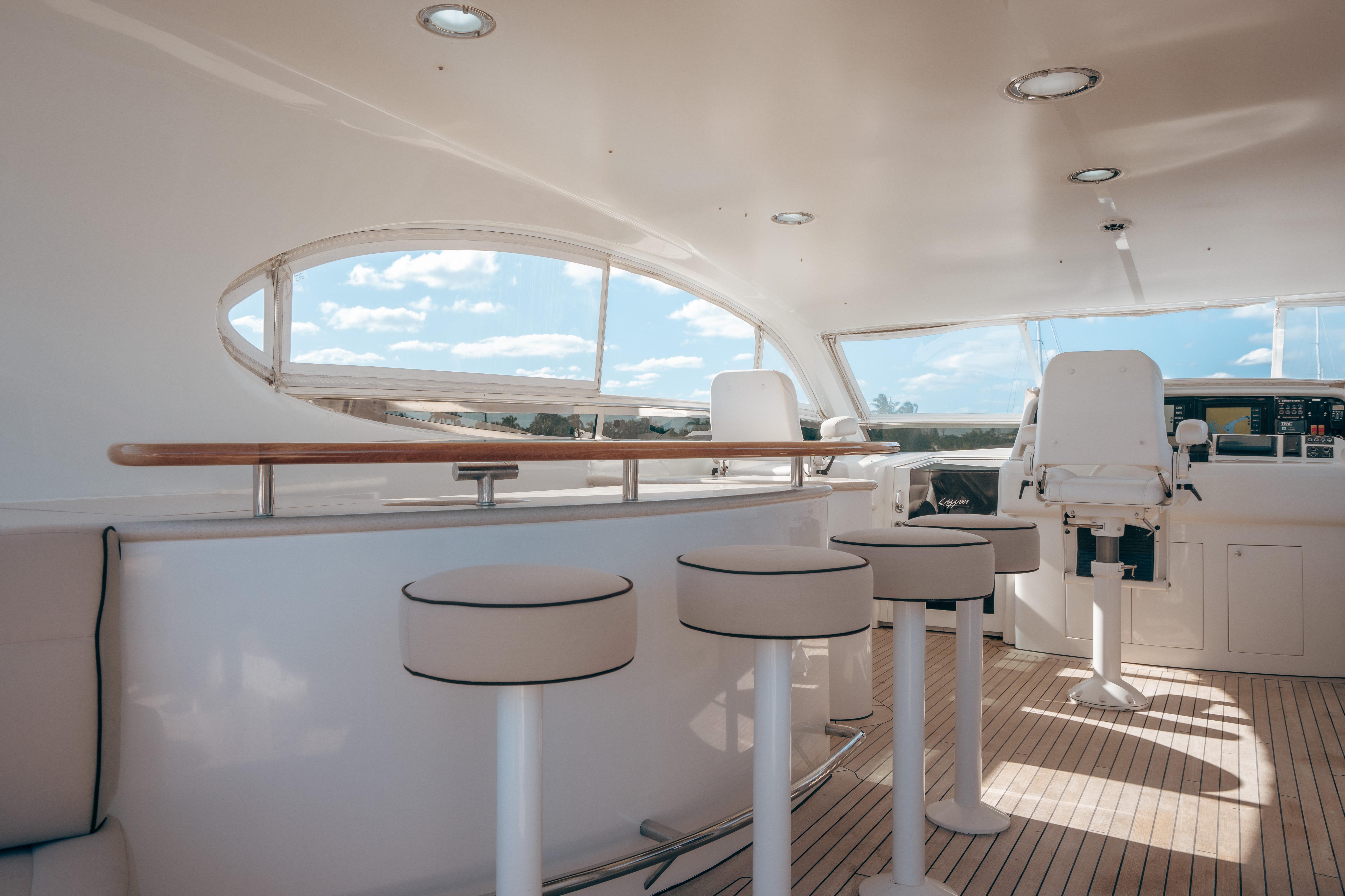 Yacht Photo 49