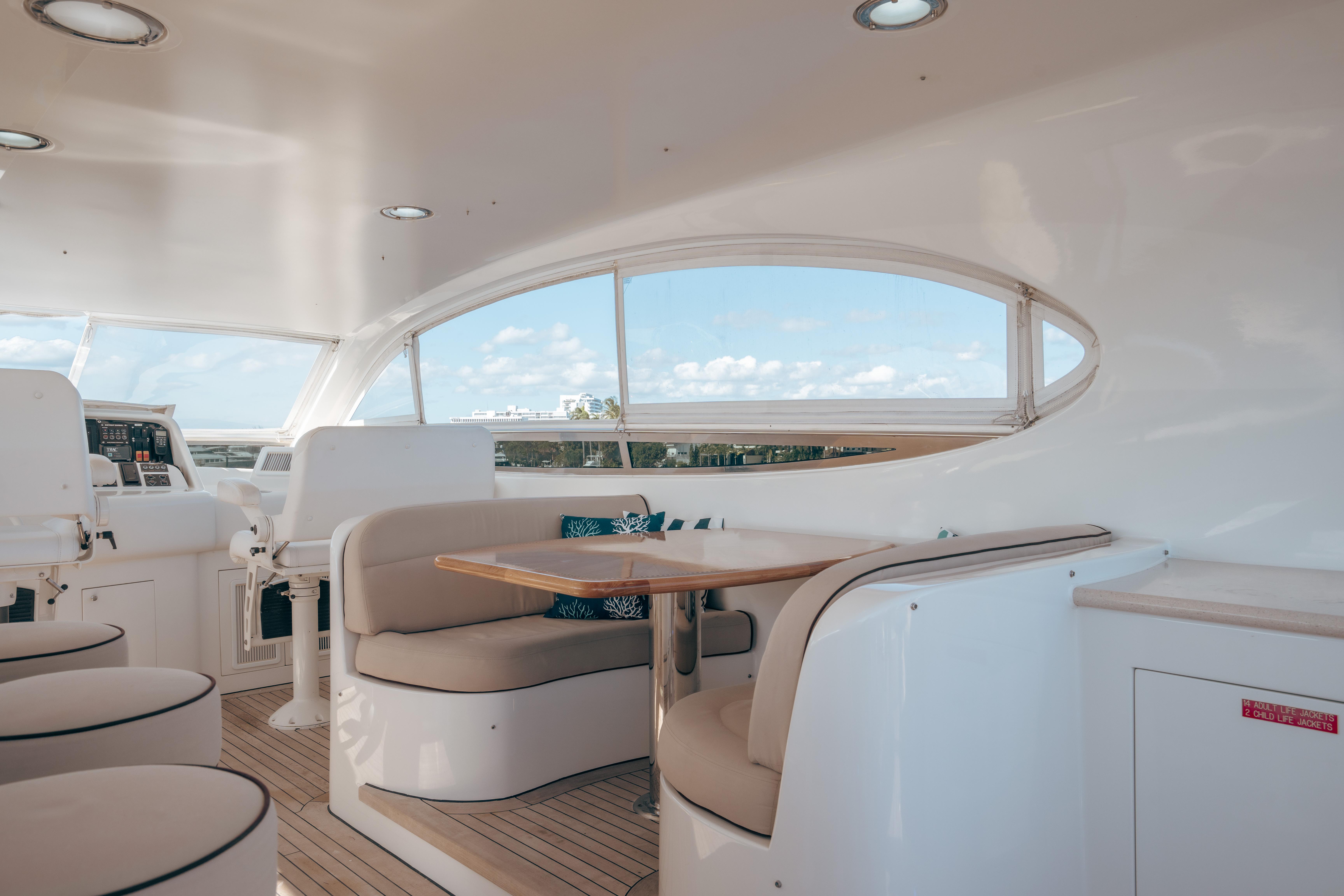 Yacht Photo 50