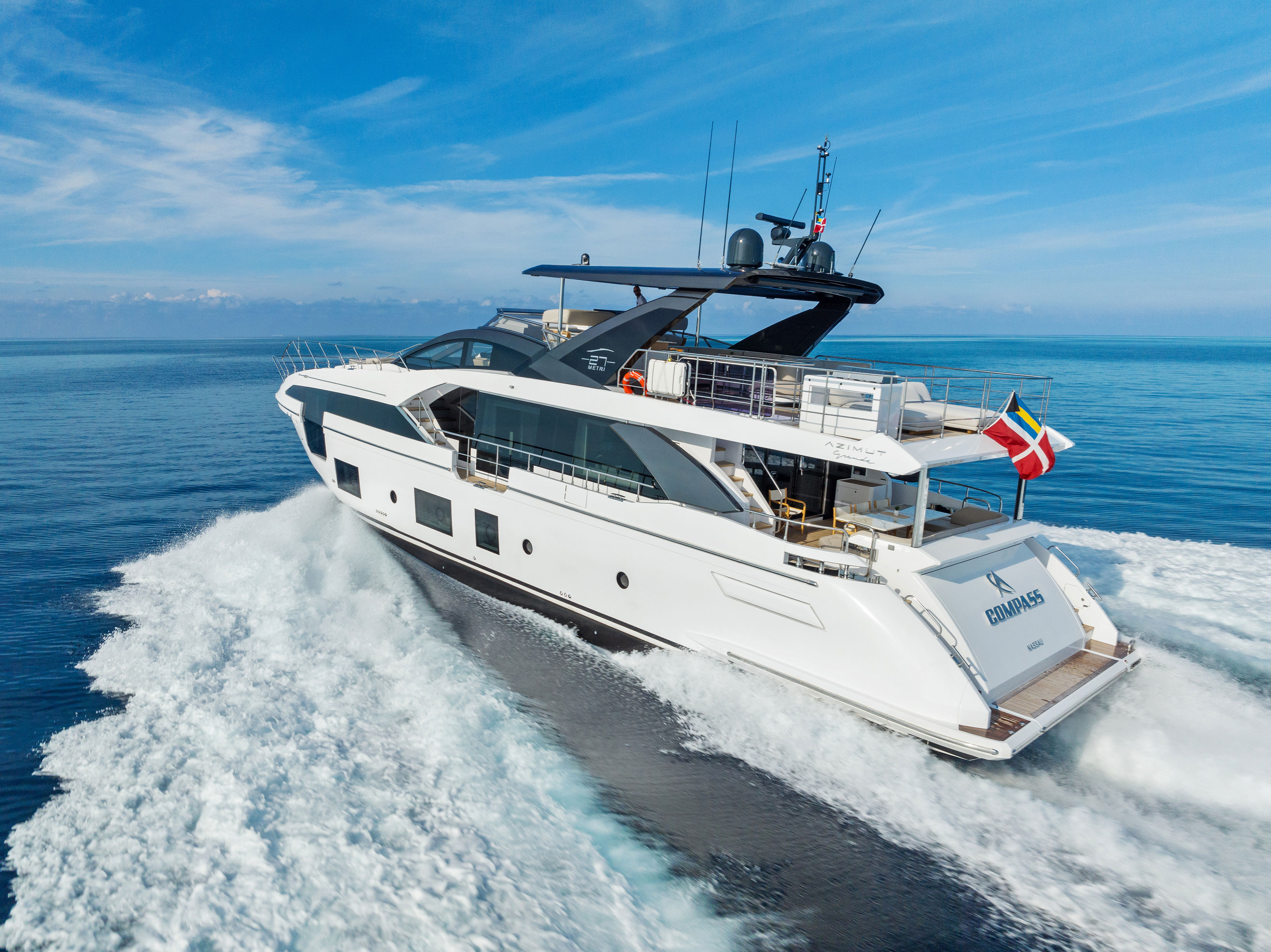 Yacht Photo 2