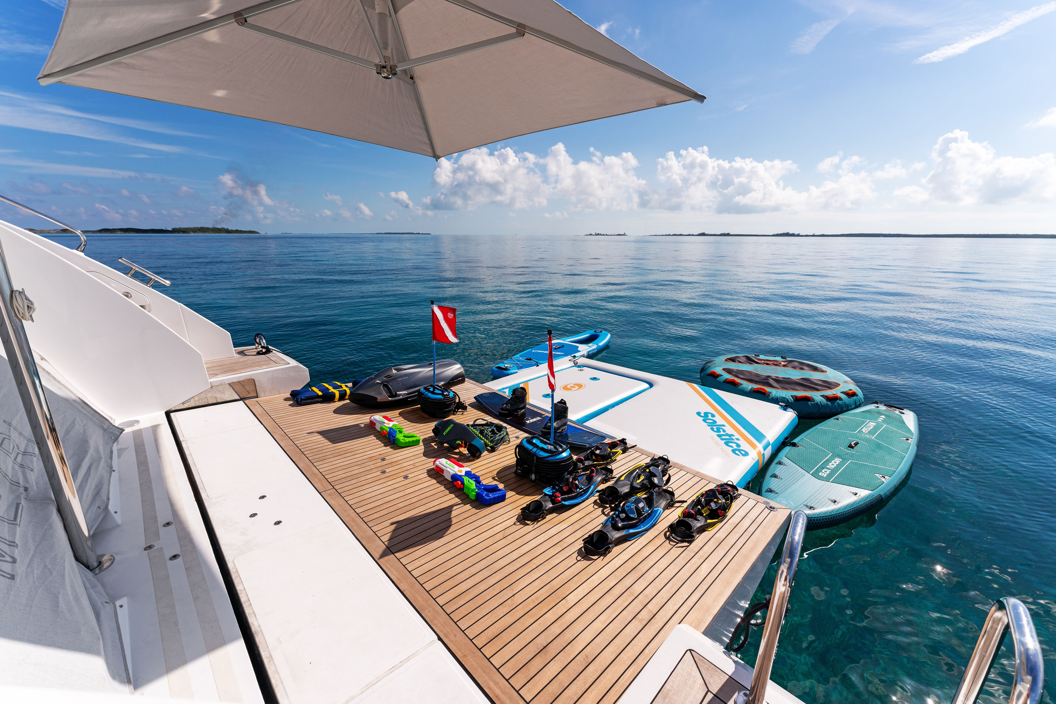 Yacht Photo 12