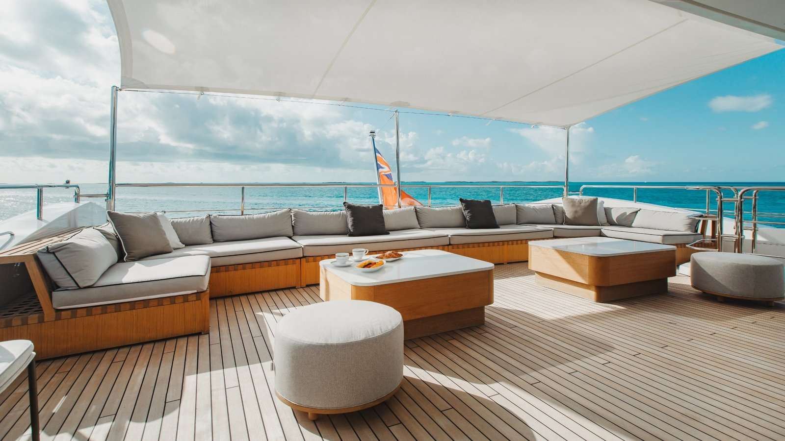 Yacht Photo 2