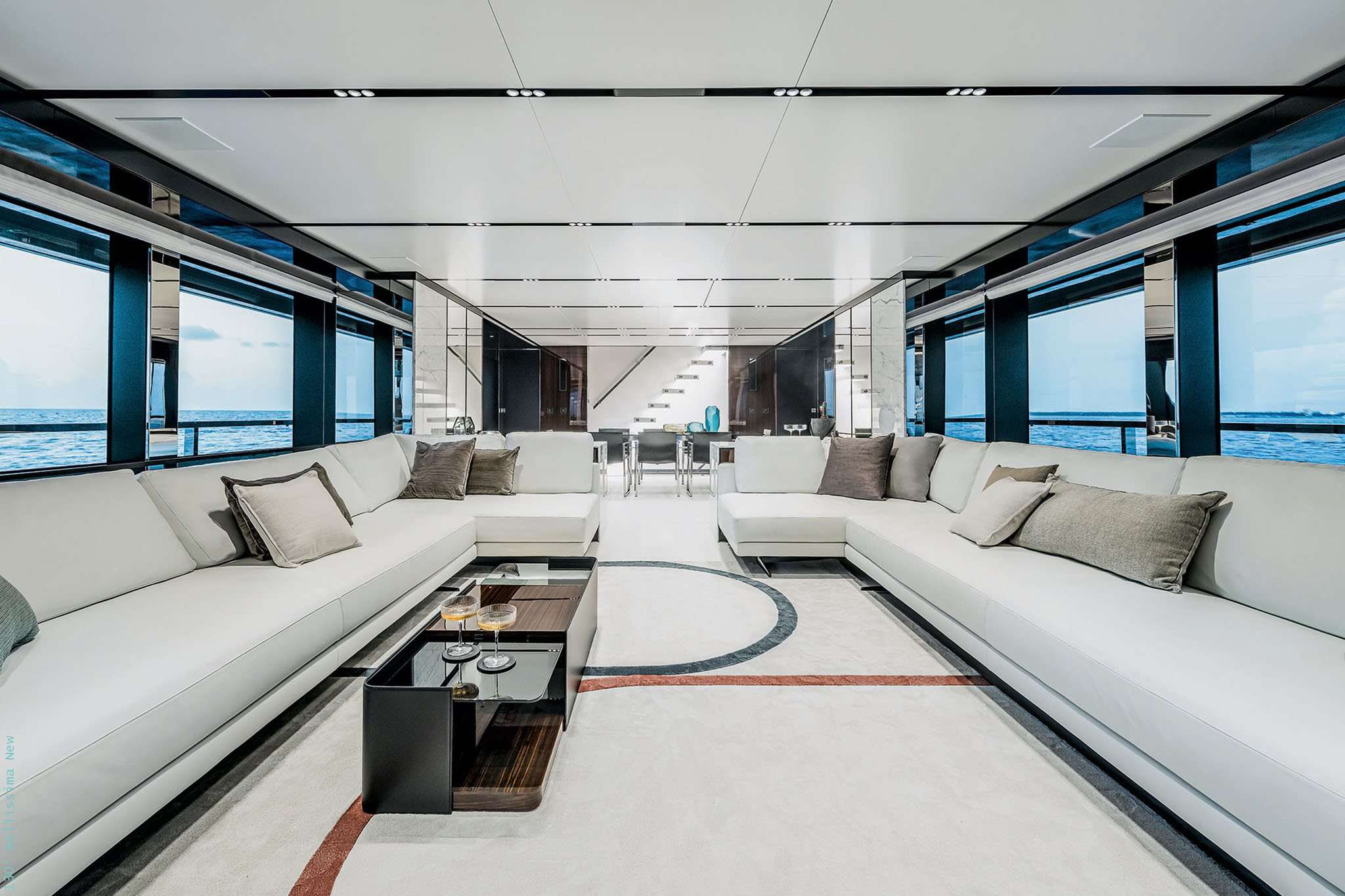 Yacht Photo 5