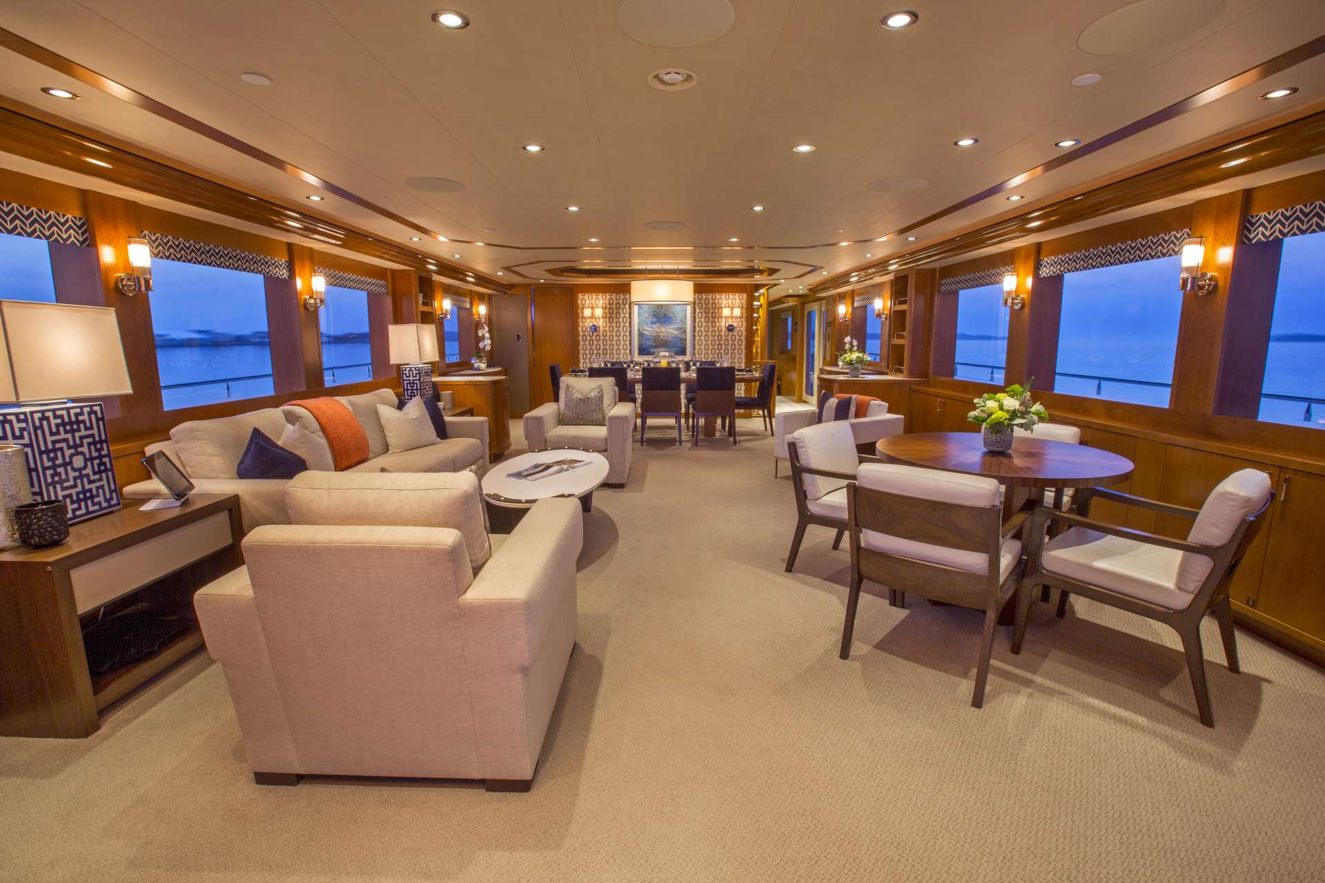 Yacht Photo 15