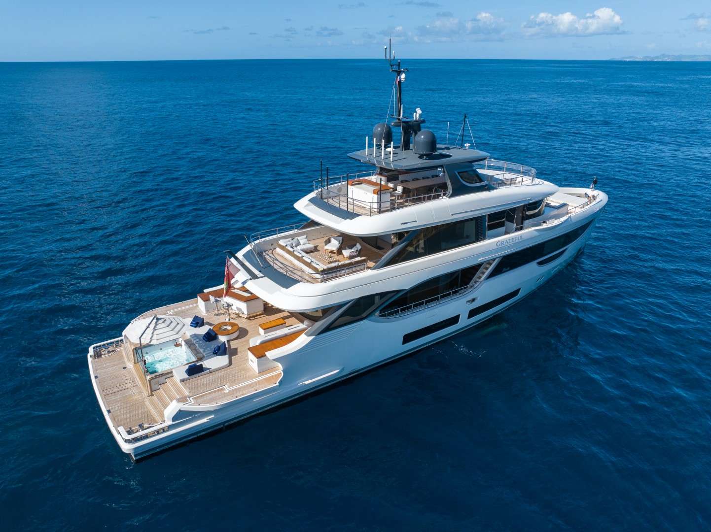 Yacht Photo 2