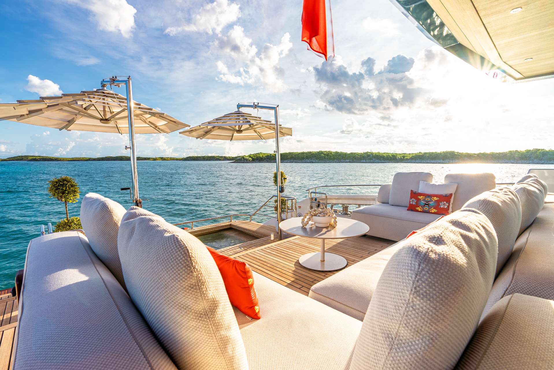 Yacht Photo 5