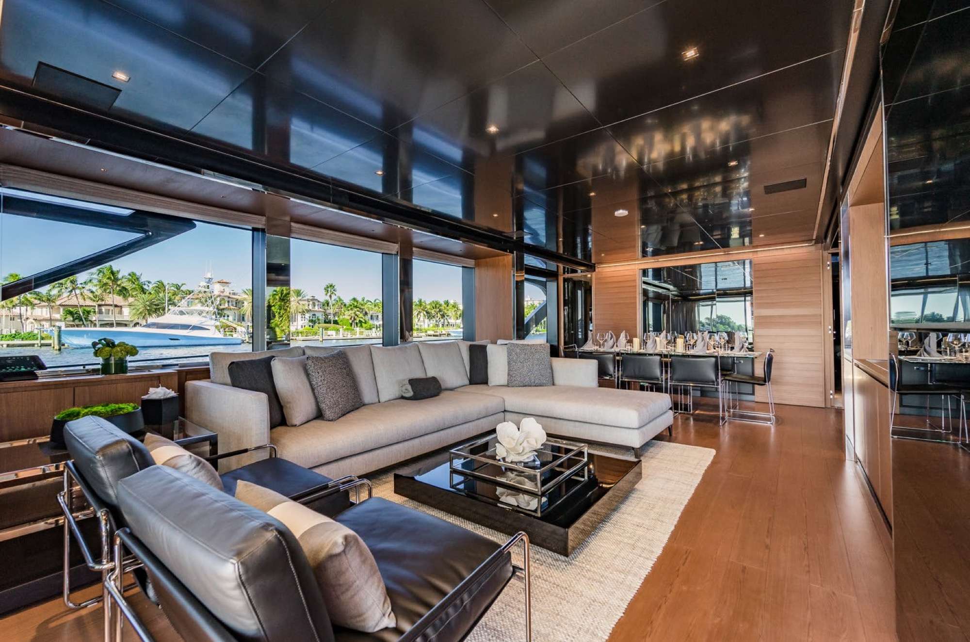 Yacht Photo 2
