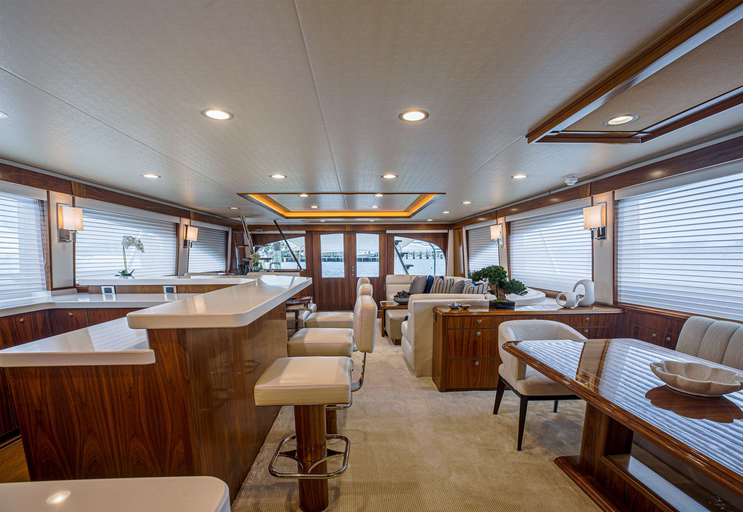 Yacht Photo 3