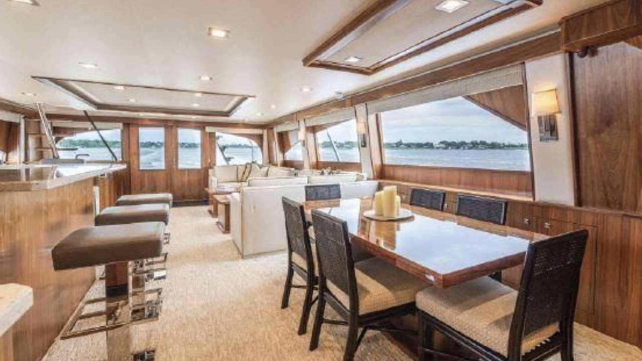 Yacht Photo 3