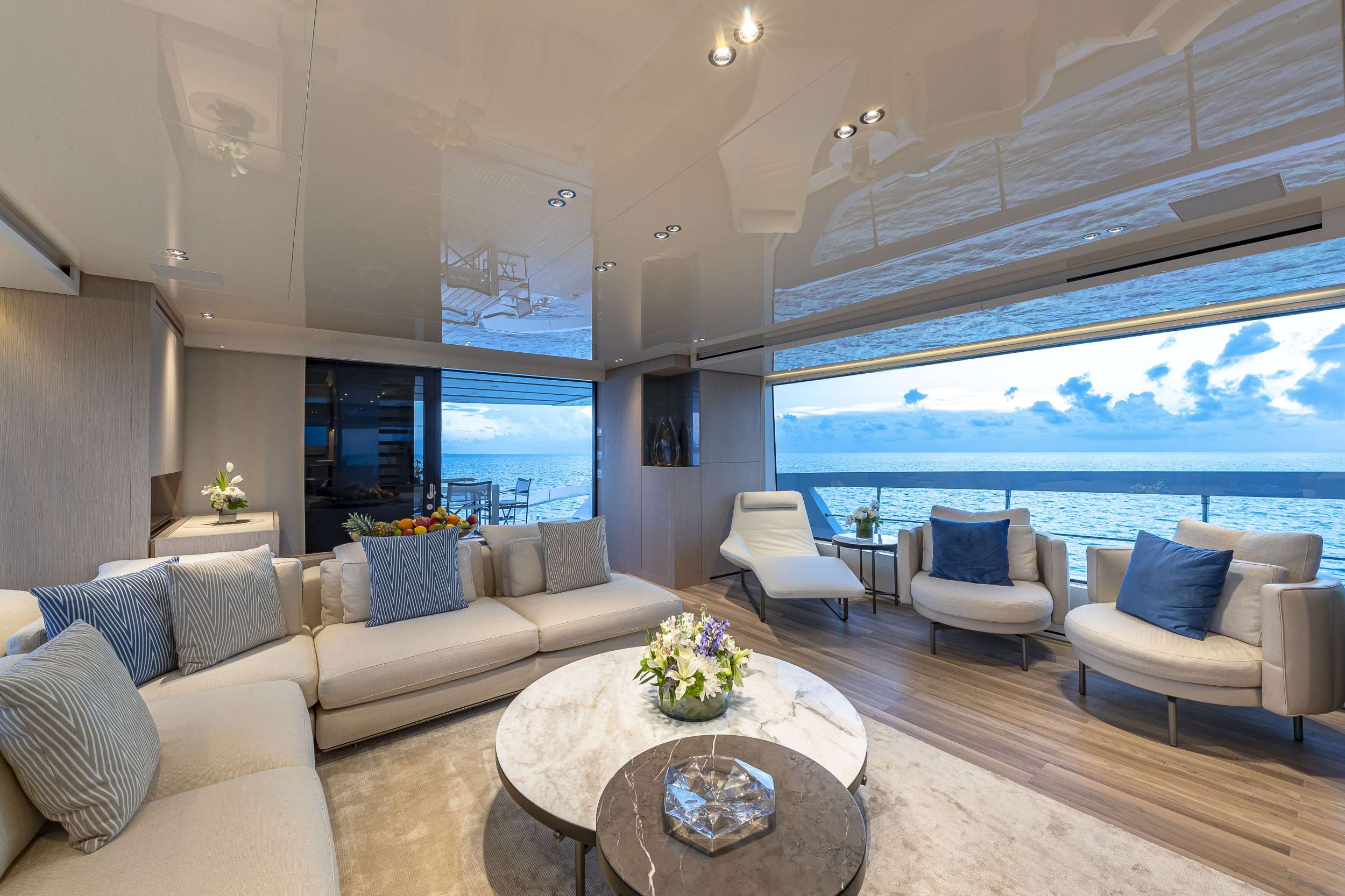 Yacht Photo 2