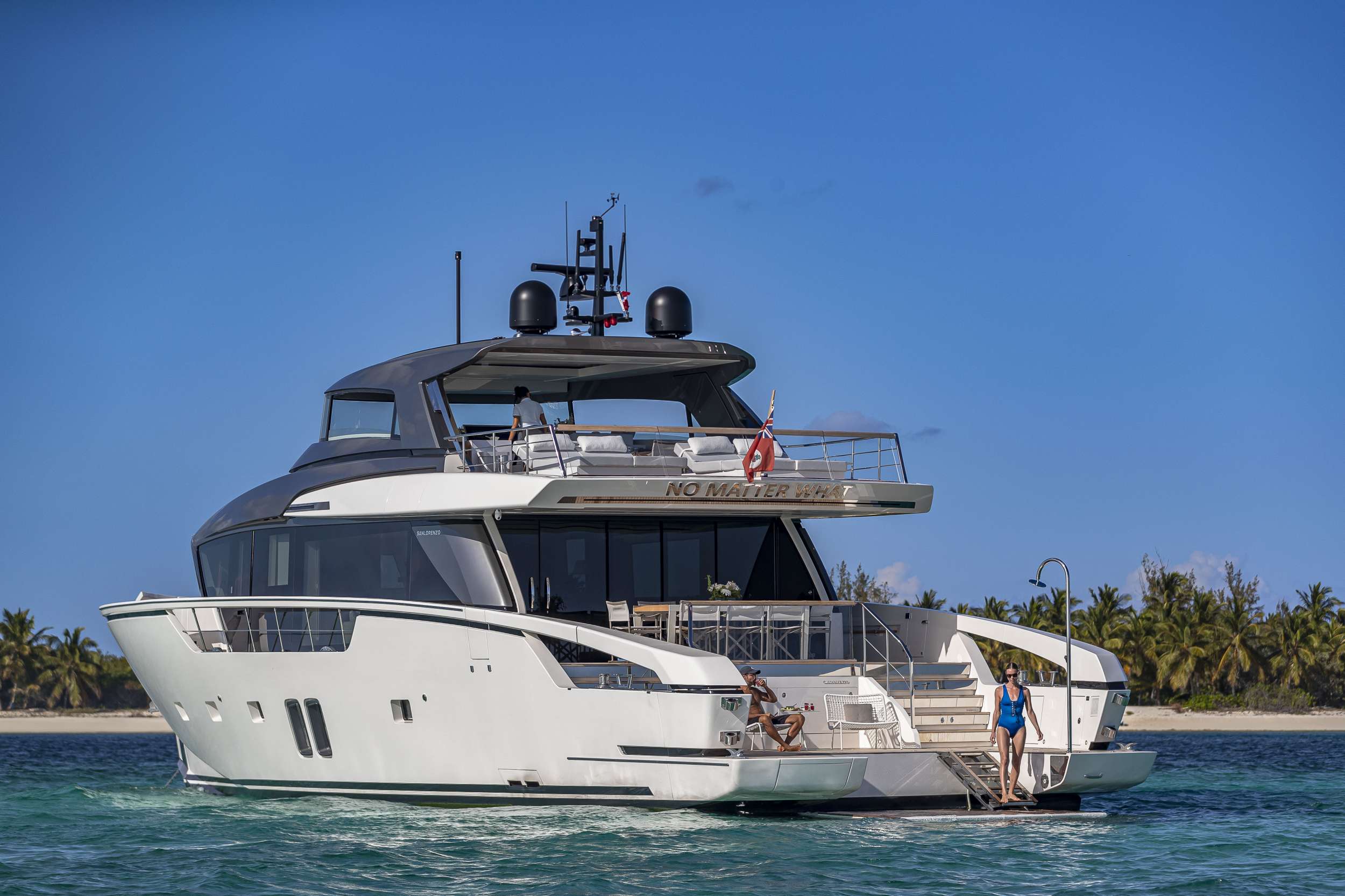 Yacht Photo 10