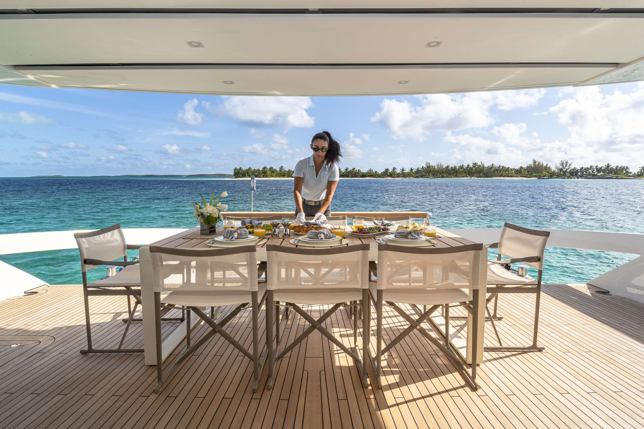 Yacht Photo 13