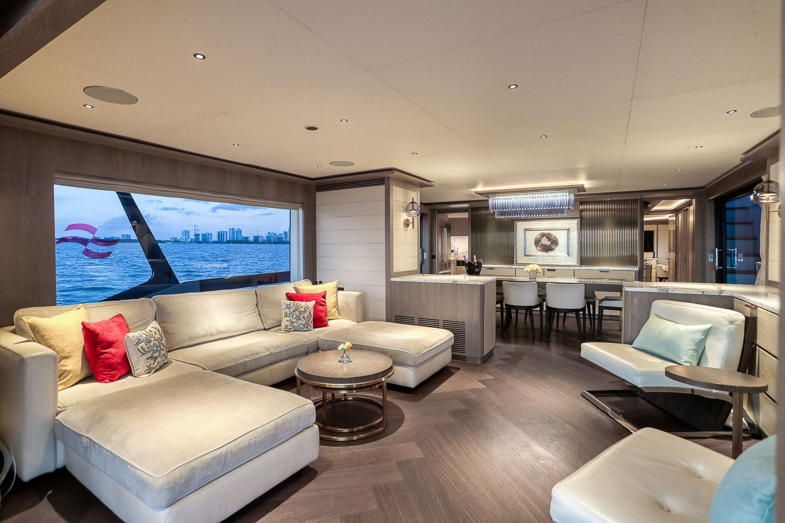 Yacht Photo 2