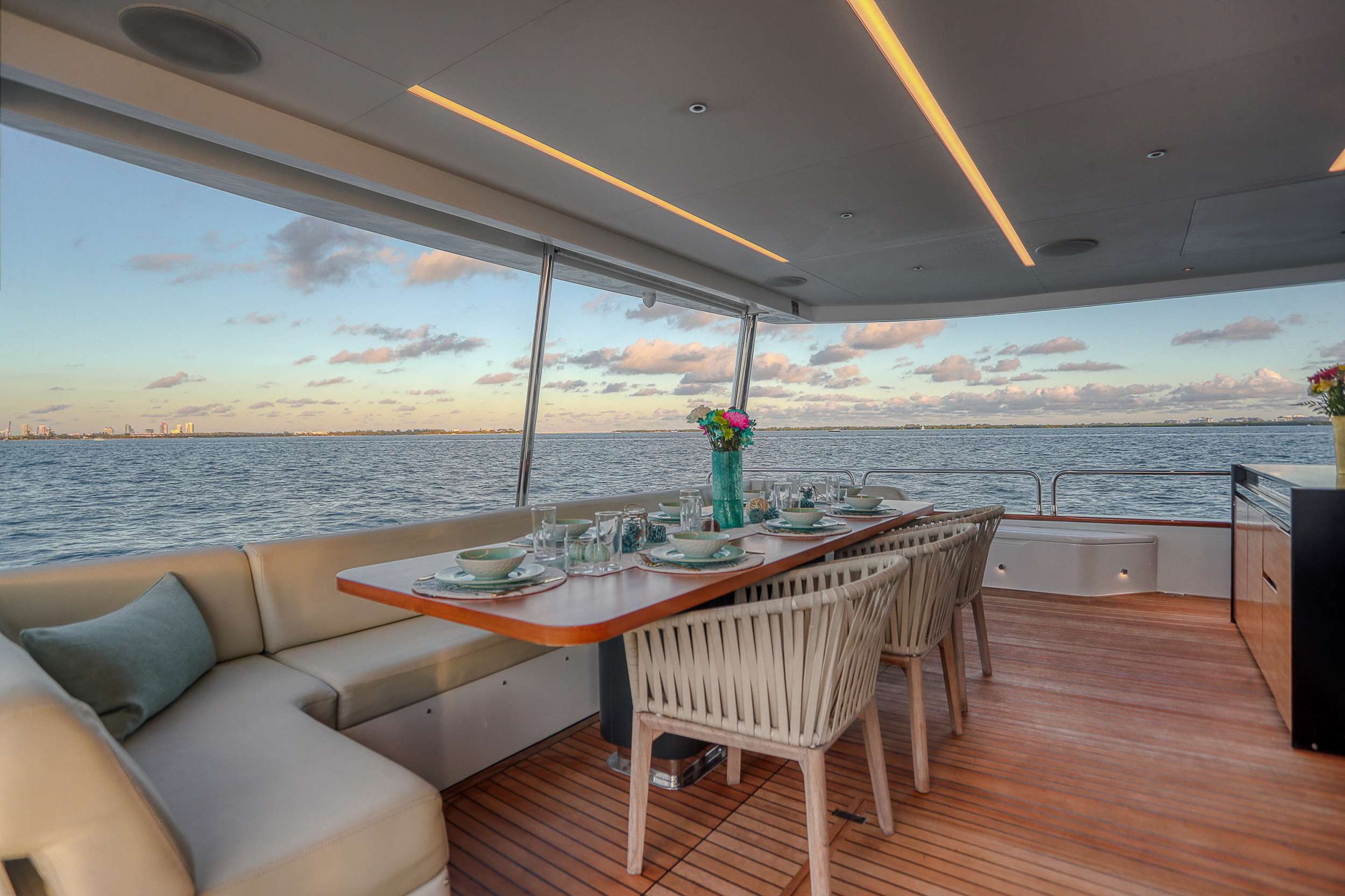 Yacht Photo 4