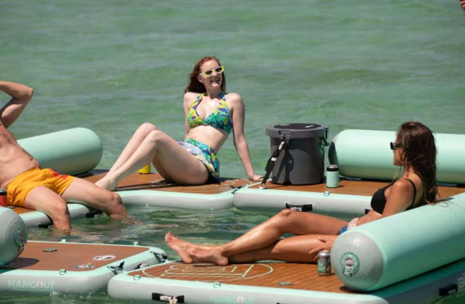 Yacht Photo 12