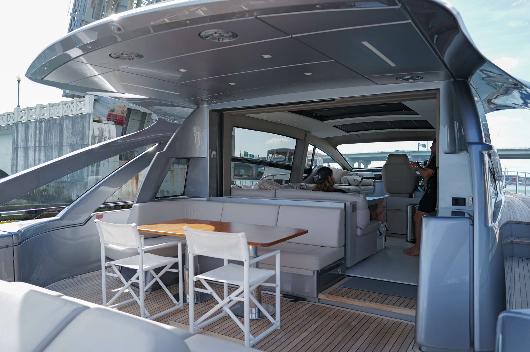 Yacht Photo 3