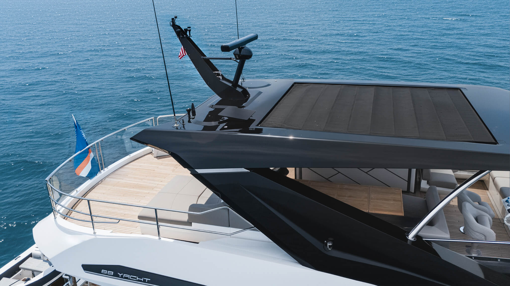 Yacht Photo 19