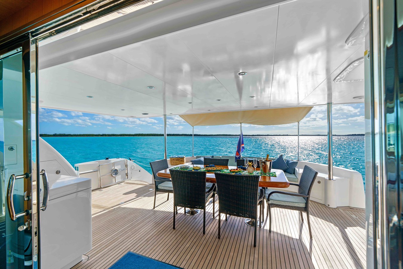 Yacht Photo 4
