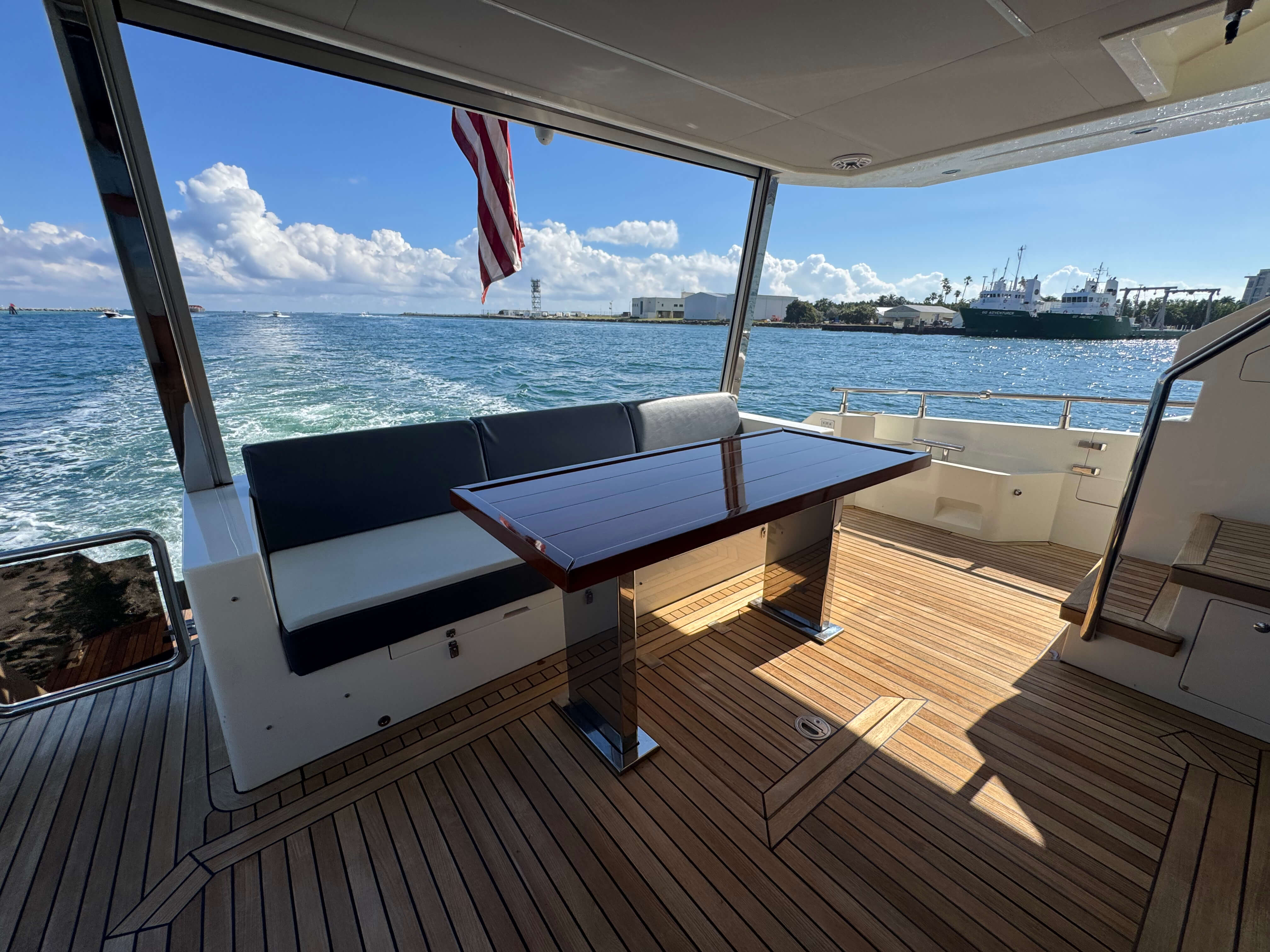 Yacht Photo 64