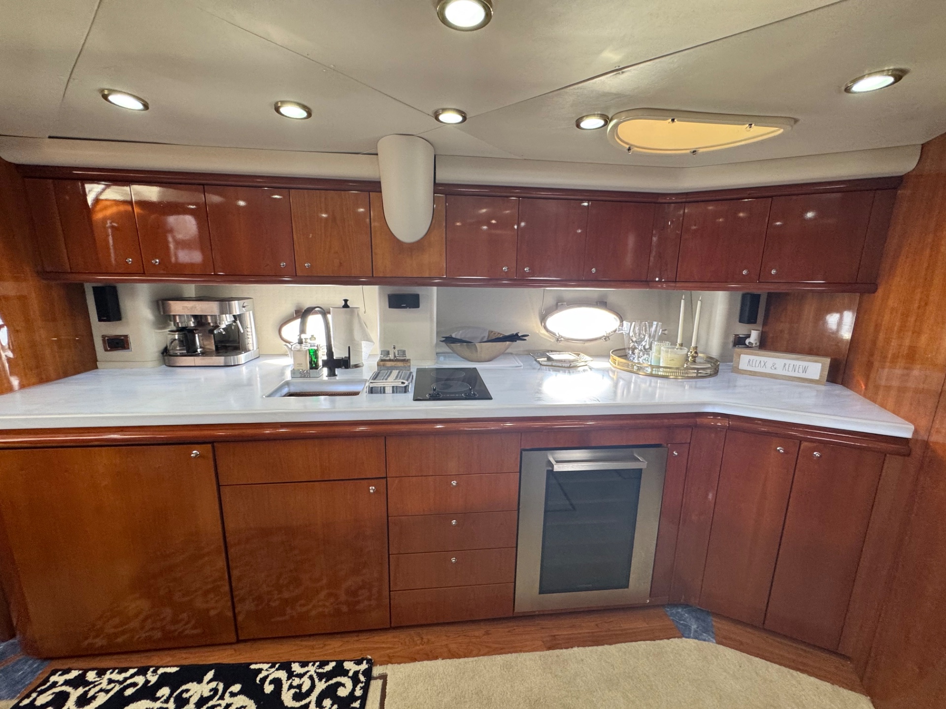 Elegant Galley