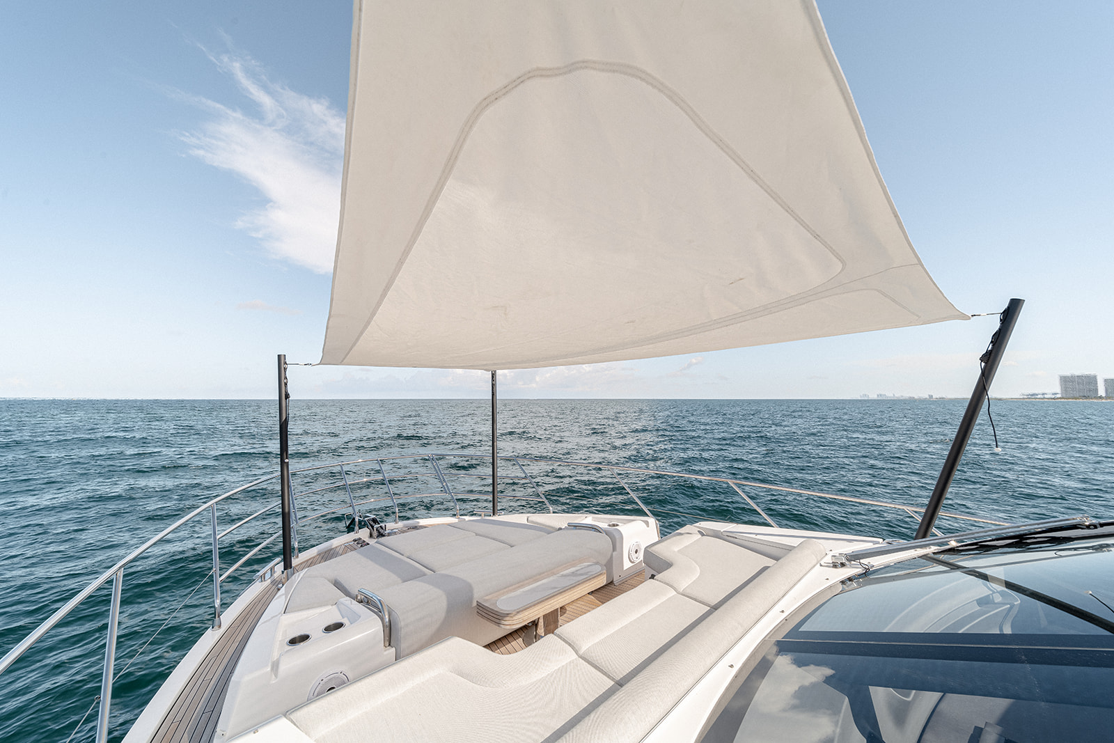 It Ain't Easy yacht photo 10