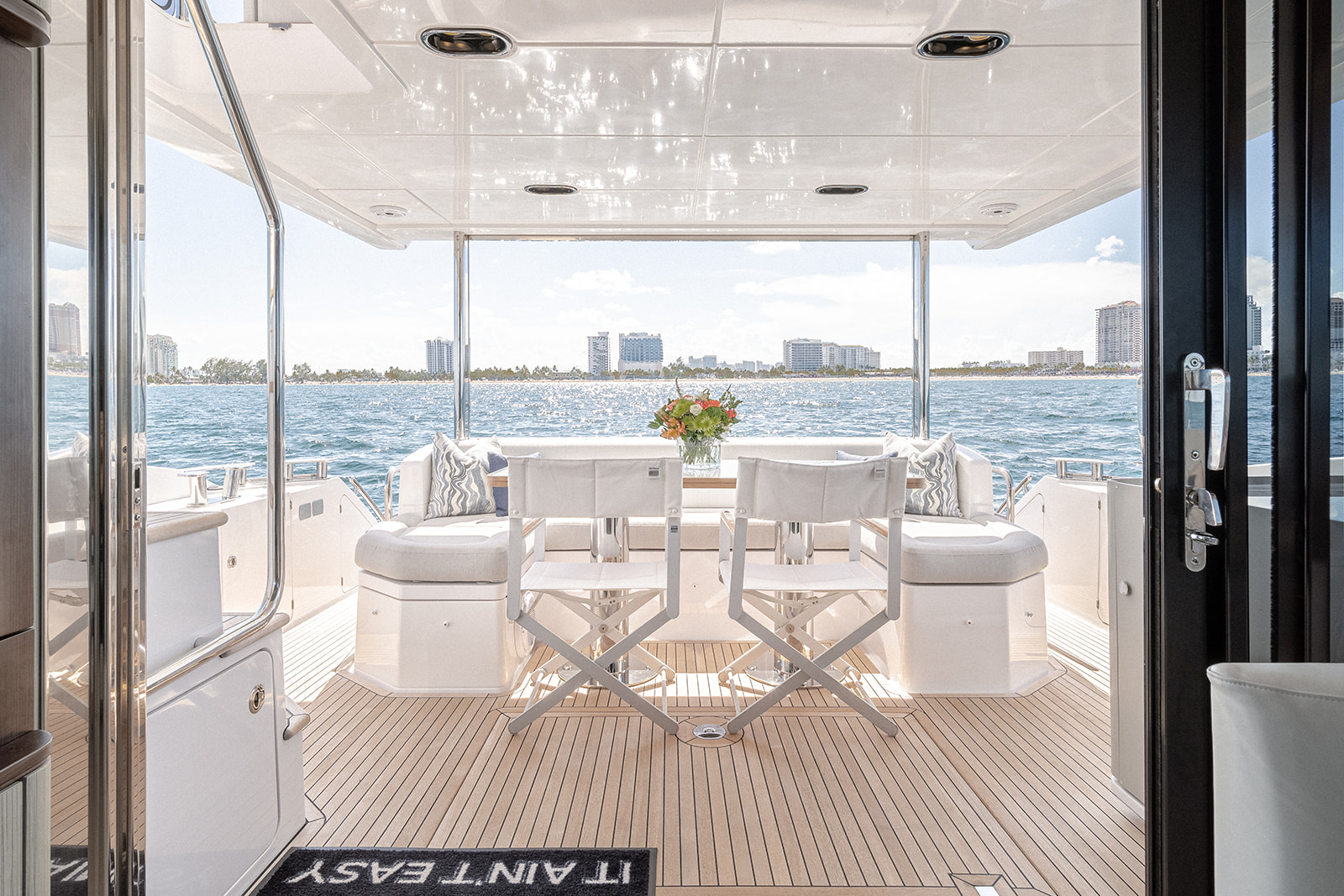 It Ain't Easy yacht photo 7