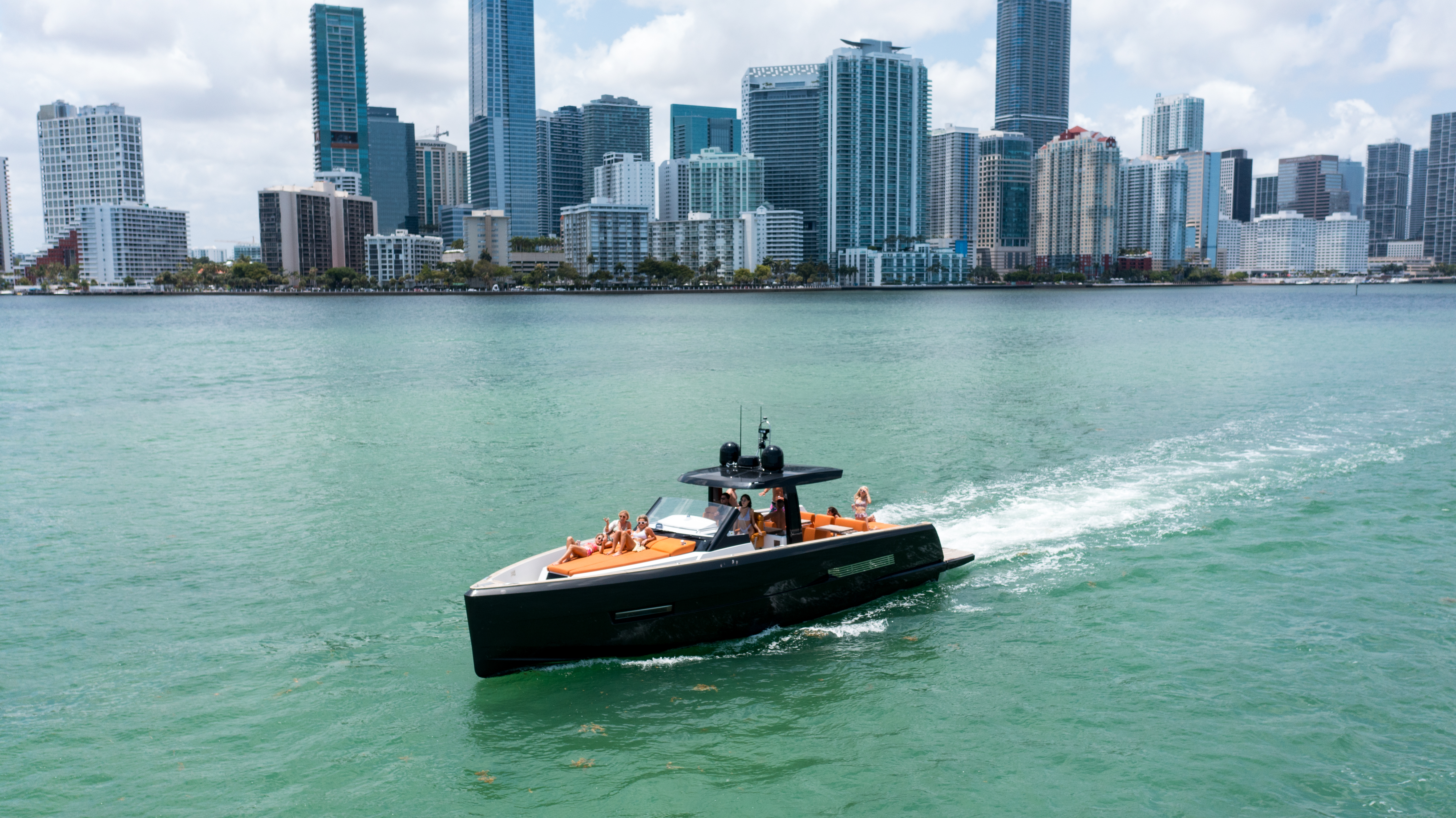 Day Charter Image
